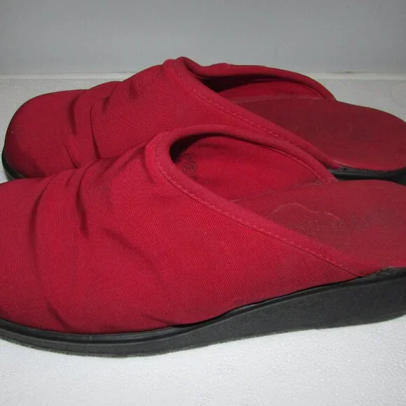 Predictions Red Slides Mules - 6.5 - Picture 3 of 8